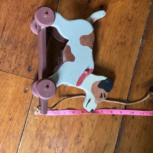 Handmade wooden pull toy of fox terrier by Heritage Toys - Picture 8 of 10
